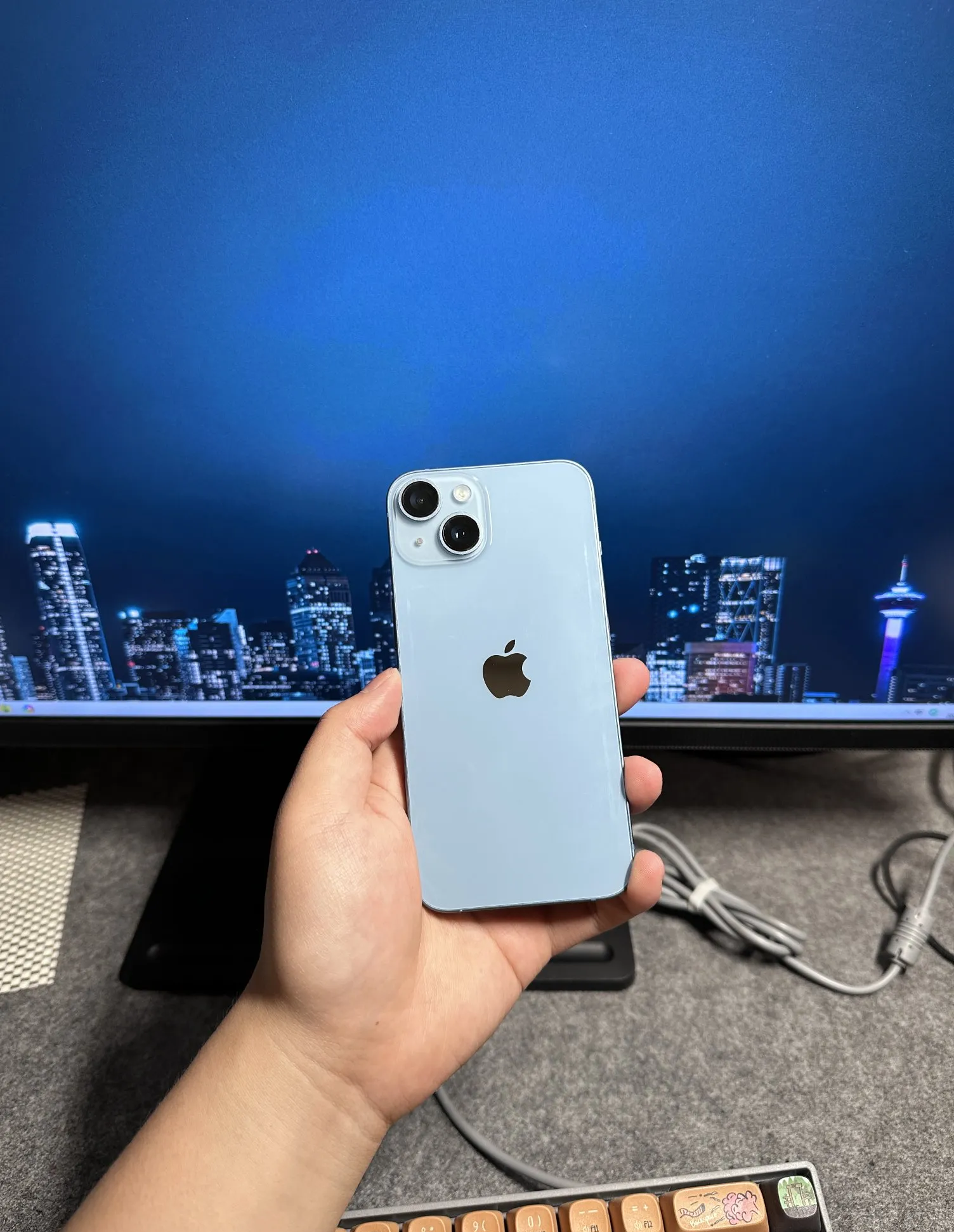 苹果十一官方版和公开版(iphone11公开版跟官方版的区别)-第2张图片-有道翻译官网 苹果十一官方版和公开版(iphone11公开版跟官方版的区别)-第2张图片-有道翻译官网